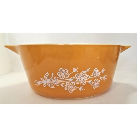Pyrex Butterfly Gold Round Cinderella Casserole Bowl 475-B 2.5 Qt. Vintage 1979 - Picture 5 of 9